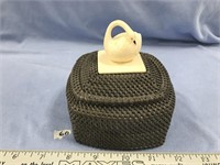 4.25" Baleen basket square with ivory swan finial