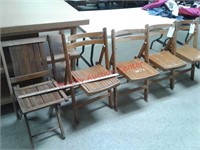 5 wood folding chairs - 4 made in Romania