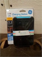 GE USB AC Charging Station- New