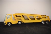 1970'S NYLINT CAR HAULER