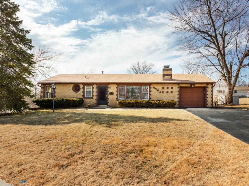 Real Estate Auction: 3 BR Ranch Home