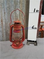 Sun Brand small kerosene lantern