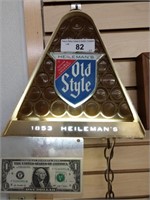 Vintage heileman's Old Style Beer Bar Light works