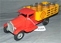 Vintage Metalcraft Shell Motor Oil Truck