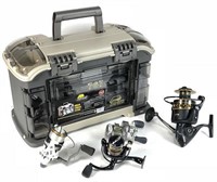 PLANO TACKLE BOX & FOUR REELS