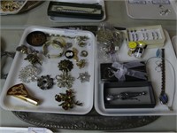TRAY: ASSORT. VINTAGE AND OTHER COSTUME JEWELRY