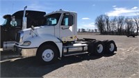 2004 Freightliner Columbia Day Cab Truck Tractor,