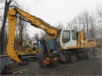 Liebherr A 904 C Litronic Rubber Tired Excavator,