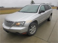 2006 Chrysler Pacifica Touring SUV,