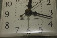 General Electric Vintage Electric Clock