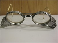 Antique Wire Rim Spectacles