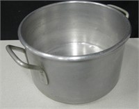 Large Aluminum Cook Pot - 12" Dia. & 7.5" Tall