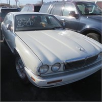 78	1995	Jaguar	Vanden Plas	White	SAJKX1745SC742562