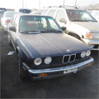 69	1988	BMW	325	Blue	WBAAE6408J8822600
