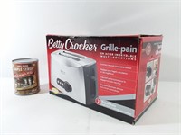 Grille-pain neuf Betty Crocker brand new toaster