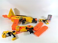4 jouets pistolet en plastique Nerf guns