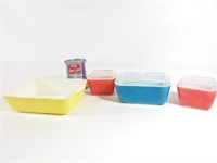 4 plats Pyrex - cooking dishes