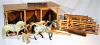 Vintage Wood Western Stable w 3 Breyer Horses