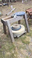 4 x Grinding Stones and Bench