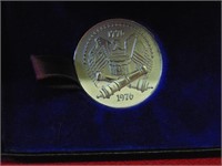 (1) 1976 PLATINUM Bicentennial Medal