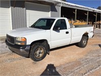 2000 GMC SL 4x4 Pickup - 113,871 Miles