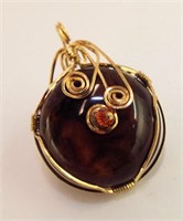 10k Gold And Amber Pendant