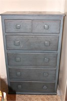Vintage Chest of Drawers