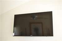 Samsung 40" TV with remote