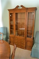 Henredon china cabinet