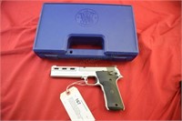 Smith & Wesson 622 .22LR Pistol