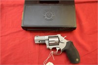 Taurus M44C .44 Mag Revolver