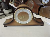 Hermle Battery Operated Mantel Chime Clock