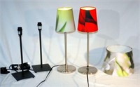 Two Pairs of Table Lamps Both Working