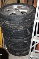 4 Michelin P225/60 R16 Tires on Pontiac 5 Bolt
