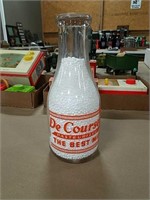 Vintage quart milk bottle  De Coursey's