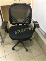 Mesh Back Swivel Office Chair