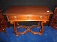 HICKORY CHAIR CO. Walnut Drawer Nightstand Table