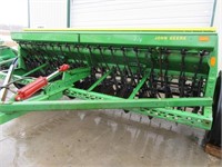 JD 8300 Grain Drill