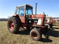 International 1086 Tractor,