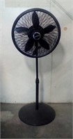 Lasko oscillating floor fan