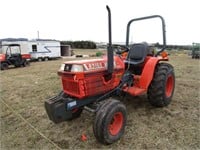 Kubota B2150 HST Tractor,