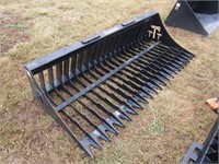 New/Unused Tomahawk 72" Stone Rake