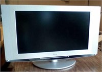 LG 32" Flat screen HD television with remote