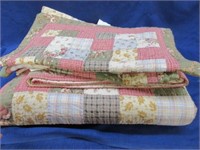 large modern king sz bed quilt (86in x 86in)&shams