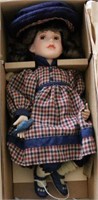 The Boyd's Collection, Yesterdays Child, Porcelain
