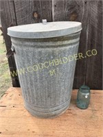Galvanized trash can with lid