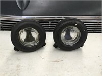 2 tyre ashtrays