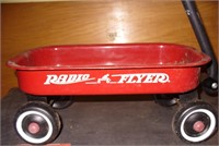 Small Radio Flyer Wagon