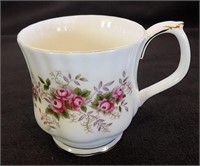 Collectibles - Cup only - (Royal Albert)