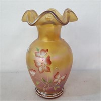 2000 Fenton 95th Anniversary Gold Vase